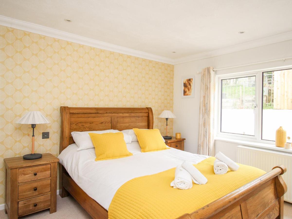 White Cottage Bere Regis Exterior photo