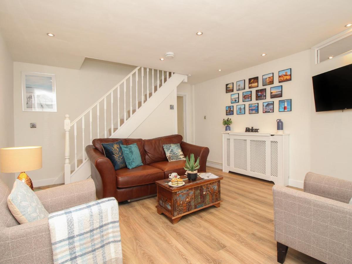 White Cottage Bere Regis Exterior photo